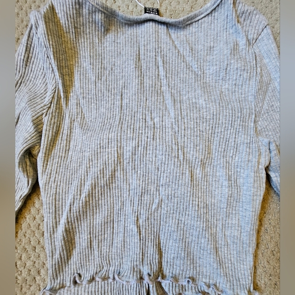 50% OFF ‼️《 Shein 》Medium long sleeve EZwear - Picture 5 of 5